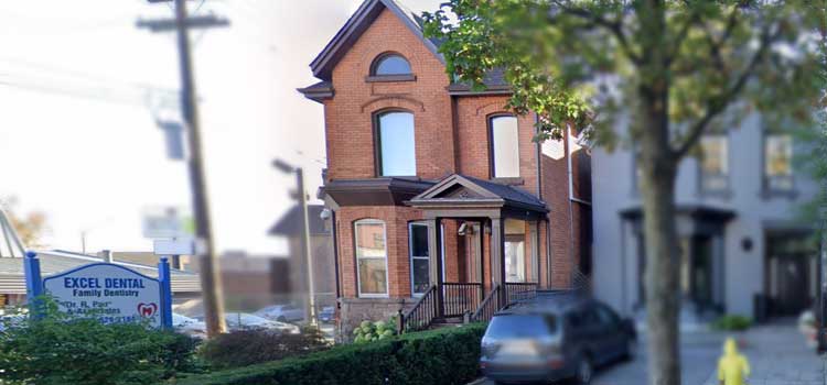 Excel Dental Office in Hamilton, ON: Exterior view of Excel Dental Family Dentistry located in Hamilton, Ontario.